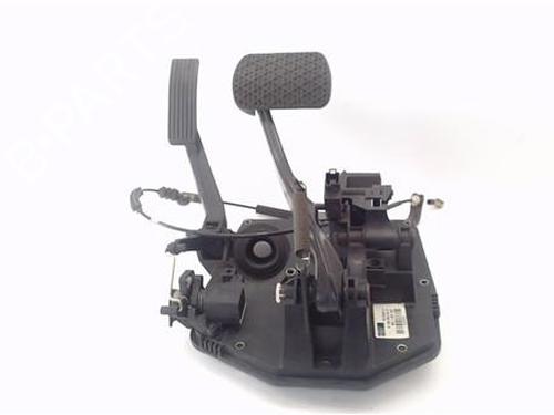 Used Pedal MERCEDES-BENZ A-CLASS (W168) [1997-2005]  25718992
