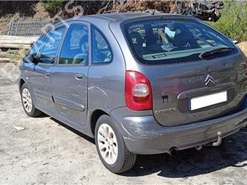 Left headlight CITROËN XSARA PICASSO (N68) 2.0 HDi | BP22339121C28 
