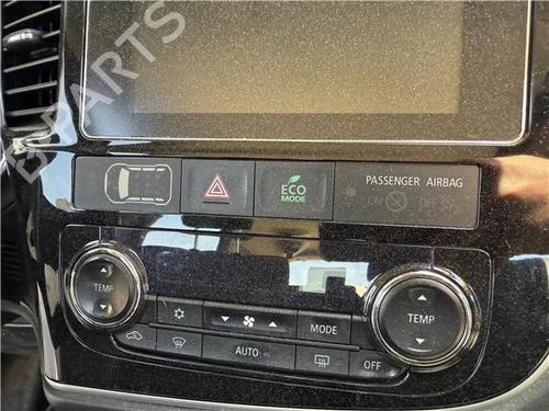 Used Warning switch Warning switch MITSUBISHI OUTLANDER III (GG_W, GF_W, ZJ, ZL, ZK) Plug-in Hybrid (GG2W) (200 hp) 29135212 29135212