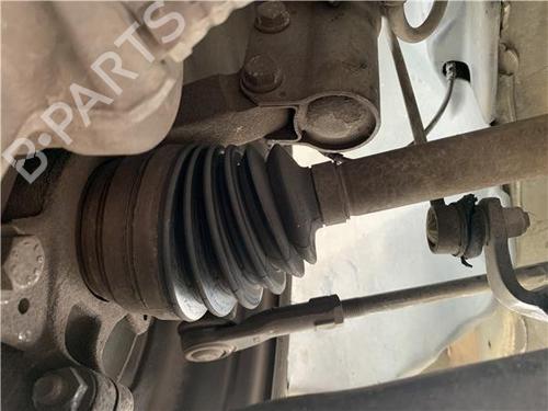 Used Right front driveshaft RENAULT CLIO III (BR0/1, CR0/1) [2005-2014]  32419643