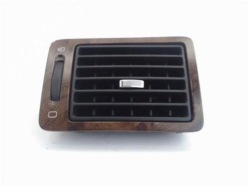 Used Air vent PEUGEOT 307 (3A/C) 1.6 16V (109 hp) 17967404