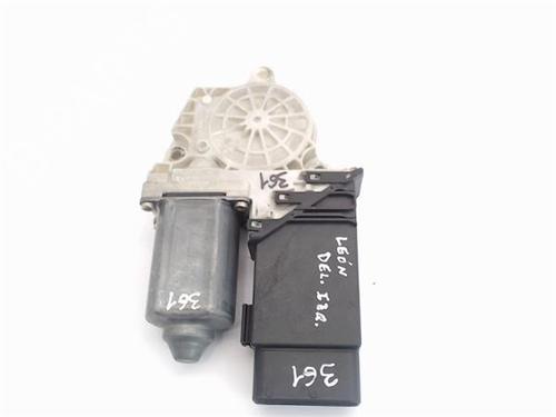 Rudehejsemotor forskærm venstre SEAT LEON (1M1)  | BP13513900E21 