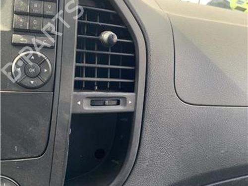 air-vent-mercedes-benz-vito-van-w447-2014-32417726 main image