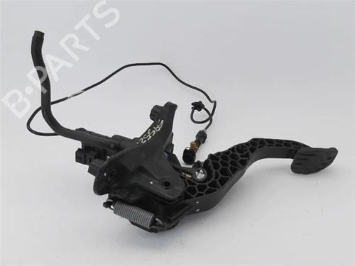 Clutch pedal RENAULT CLIO V (B7_)  | BP22201552I13 