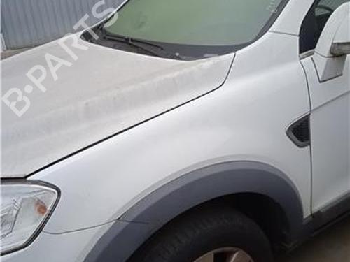 Used Left front fenders CHEVROLET CAPTIVA (C100, C140) [2006-2025]  22899169
