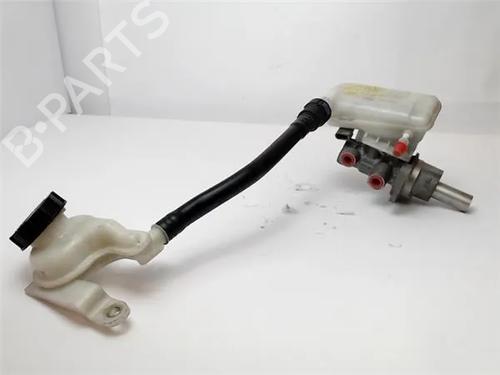Used Brake master cylinder FORD FIESTA VI (CB1, CCN) 1.4 TDCi (68 hp) 12930248