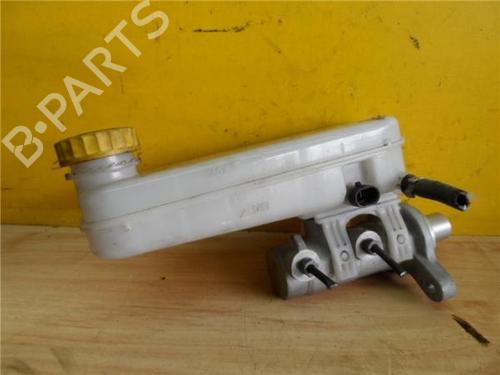 Used Brake master cylinder PEUGEOT BOXER Van 2.2 HDi 120 (120 hp) 9764918