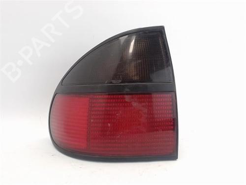 Used Left taillight RENAULT LAGUNA I (B56_, 556_) [1993-2002]  13367123