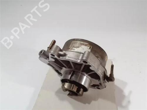 Used Vacuum pump OPEL ZAFIRA / ZAFIRA FAMILY B (A05) [2005-2019]  9760314
