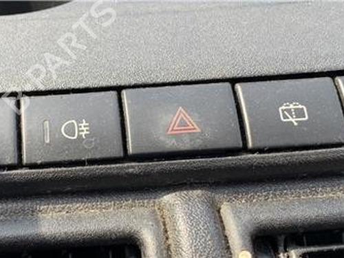 warning-switch-land-rover-freelander-i-l314-1998-1999-2000-2001-2002-2003-2004-2005-2006-29260236 main image