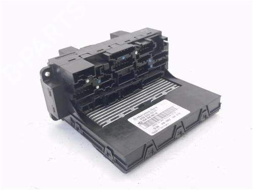 Used Fuse box Fuse box 38177221 38177221
