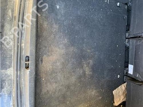 Used Luggage compartment floor RENAULT GRAND SCÉNIC III (JZ0/1_) 1.5 dCi (JZ0B, JZ07) (106 hp) 32418224