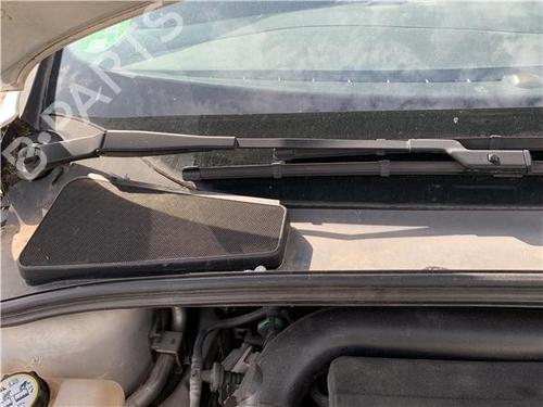 front-windshield-wiper-arm-ford-focus-iii-2010-2011-2012-2013-2014-2015-2016-2017-2018-2019-2020-29259969 main image