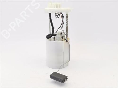 Used Fuel pump NISSAN QASHQAI II (J11, J11_) [2013-2025]  25604823