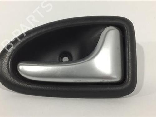 Used Front right interior door handle RENAULT CLIO II (BB_, CB_) 1.2 16V (BB05, BB0W, BB11, BB27, BB2T, BB2U, BB2V, CB05,... (75 hp) 14340811