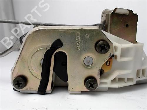Front right lock MITSUBISHI SPACE WAGON (N9_W, N8_W) 2.4 | BP14344801C97 