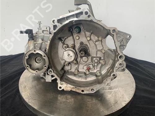 Used Gearbox VW BORA I (1J2) 2.0 (115 hp) 15880411