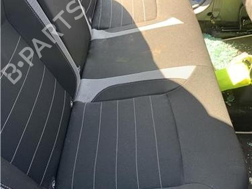 Sæde Bagtil DACIA SANDERO II 1.0 SCe 75 (B8JC, B8JD, B8NC) (73 hp) 29251120