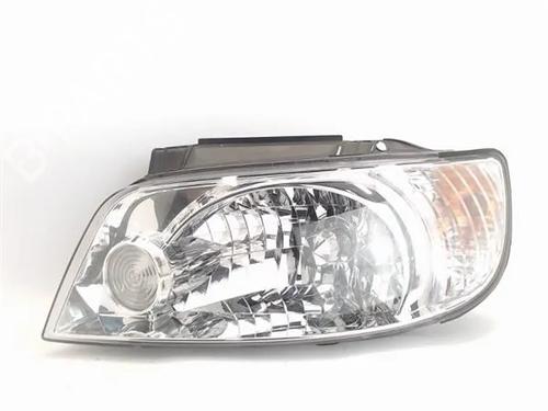Used Left headlight HYUNDAI MATRIX (FC) [2001-2010]  13044112