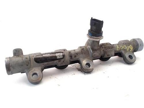 Used Injection rail Injection rail RENAULT MASTER III Bus (JV) 2.3 dCi 125 FWD (JV0C, JV0D, JV0H, JV0G, JV0J) (125 hp) 33730503 33730503