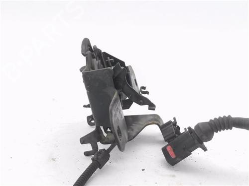 Hood lock VW GOLF IV (1J1) 1.6 16V | BP32162060C133