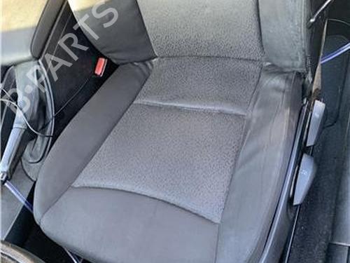 Left front seat BMW 3 (E90) 330 d | BP32418664C15
