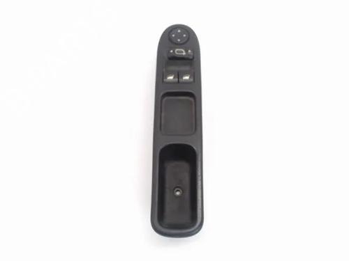Used Left front window switch PEUGEOT 307 SW (3H) 2.0 HDi 135 (136 hp) 15650807