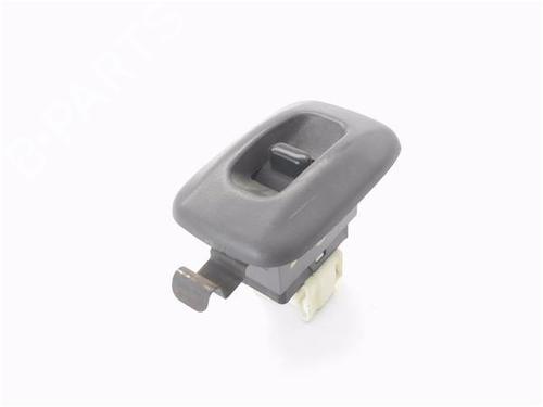 Used Right rear window switch NISSAN NAVARA (D22) [1997-2025]  30555401