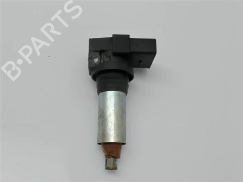 Used Ignition coil SEAT IBIZA III (6L1) 1.4 16V (75 hp) 13480489