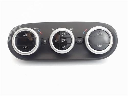Used Climate control FIAT 500X (334_) 1.6 D Multijet (334AXA1B, 334AXA11) (120 hp) 17570768