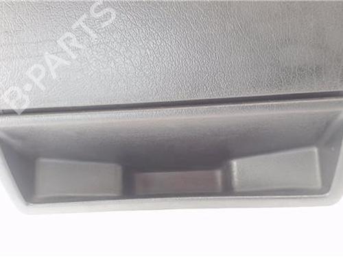 Left headlight VW POLO III (6N1) 60 1.4 | BP27199394C28