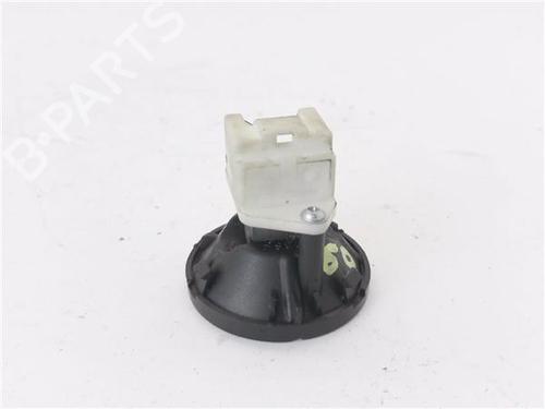 Left front window switch ROVER 25 I Hatchback (RF) 1.4 16V | BP31590463I27 