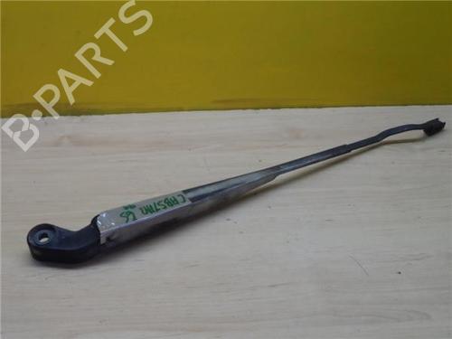 Used Front windshield wiper arm NISSAN CABSTAR E (TL_, VL_) [1992-2006]  14338148