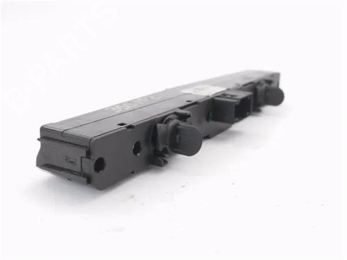 Bouton de warning OPEL ASTRA H GTC (A04)  | BP17897563I22 