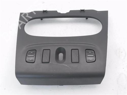 switch-dacia-sandero-ii-2012-34541339 main image