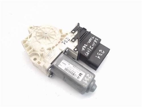 Used Right rear window motor SEAT LEON (1P1) [2005-2013]  14343495