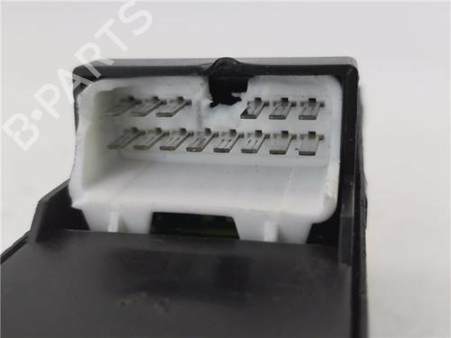 Venstre Foran elrute bryter HYUNDAI ACCENT II (LC)  | BP28722017I27 