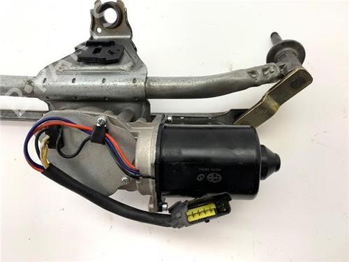 Front wiper motor NISSAN PRIMASTAR Van (X83) 1.9 dCi 100 | BP30412371M29
