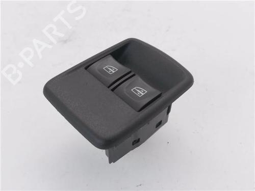 Used Left front window switch DACIA SANDERO II 1.0 SCe 75 (B8JC, B8JD, B8NC) (73 hp) 29251164