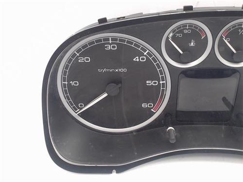 Instrument cluster PEUGEOT 307 SW (3H) 2.0 HDI 90 | BP15831921C47