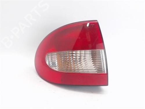 Used Left taillight RENAULT MEGANE II (BM0/1_, CM0/1_) [2001-2012]  13368926