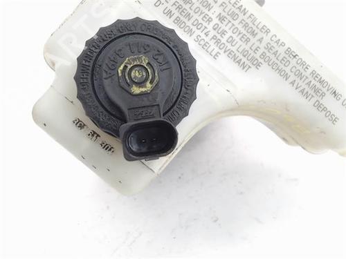 Brake master cylinder VW PASSAT B6 (3C2) 2.0 TDI 16V | BP16650526M77 