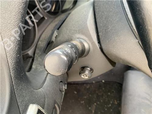 Switch LEXUS IS II (_E2_) 220d (ALE20) | BP31207478I30