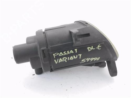 Venstre  Fortil Tågelygte VW PASSAT B5.5 Variant (3B6) 1.9 TDI | BP24038127C30 