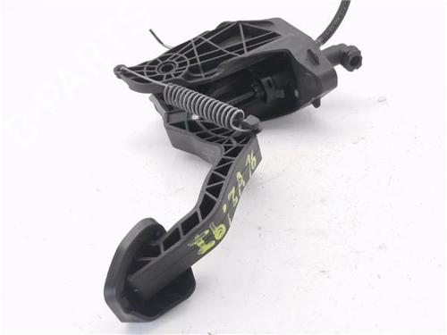 Used Clutch pedal Clutch pedal 9764616 9764616