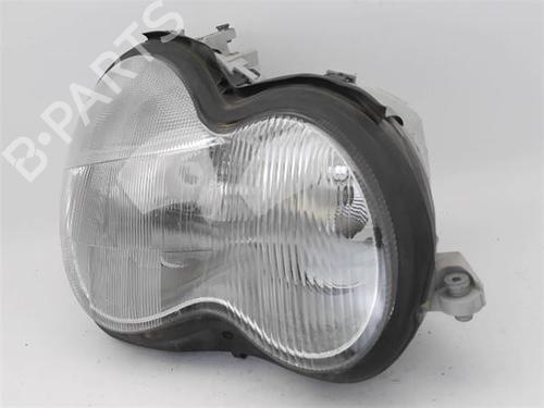 Right headlight MERCEDES-BENZ C-CLASS (W203) C 200 CDI (203.004) | BP22618037C29 