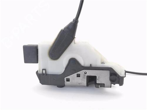 Front right lock PEUGEOT 2008 I (CU_) 1.2 VTi | BP26587724C97