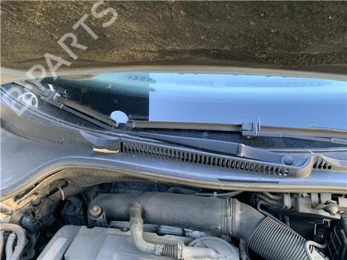 Front windshield wiper arm VW GOLF V (1K1) | BP32389063C143