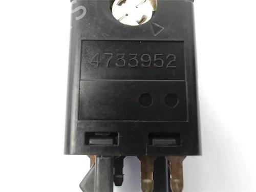 Switch SAAB 9-3 (YS3D) 2.0 Turbo | BP12821785I30 