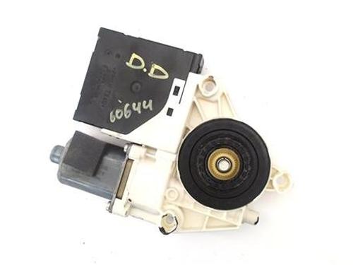 Right front window motor AUDI A3 Sportback (8PA) 2.0 TDI 16V | BP30555353E20 